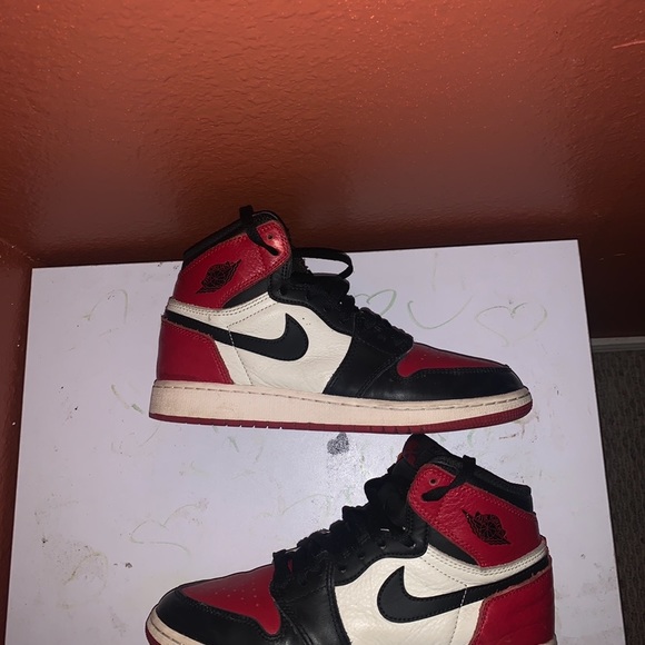 jordan 1 bred toes size 7 i’ll accept offers - Picture 2 of 9